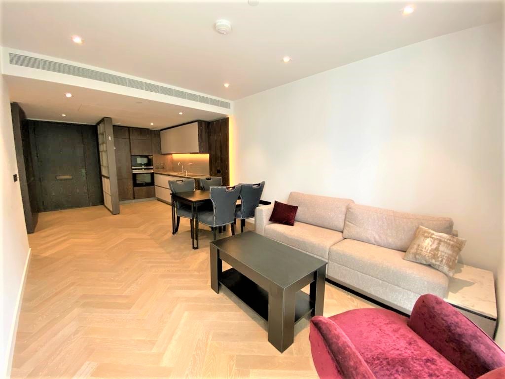 1 bed flat to rent in Bessborough House, Battersea Power Station, London, SW11