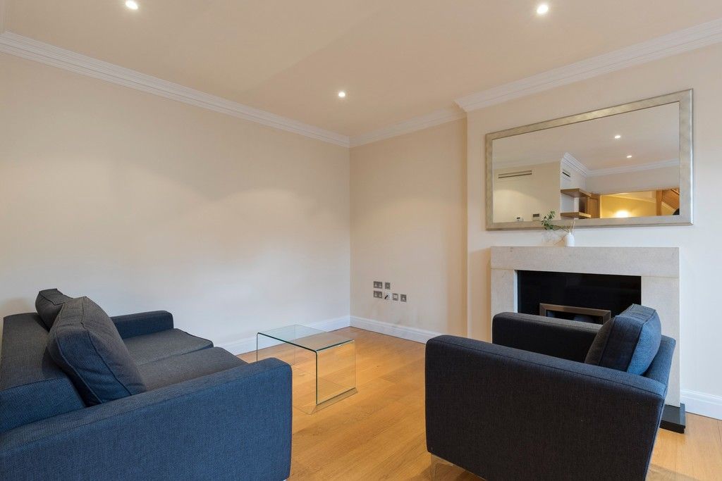3 bed house to rent in William Mews, London SW1, SW1X