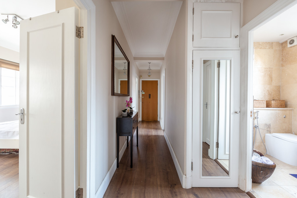 3 bed flat to rent in Wigmore Court, Wigmore Street  - Property Image 7