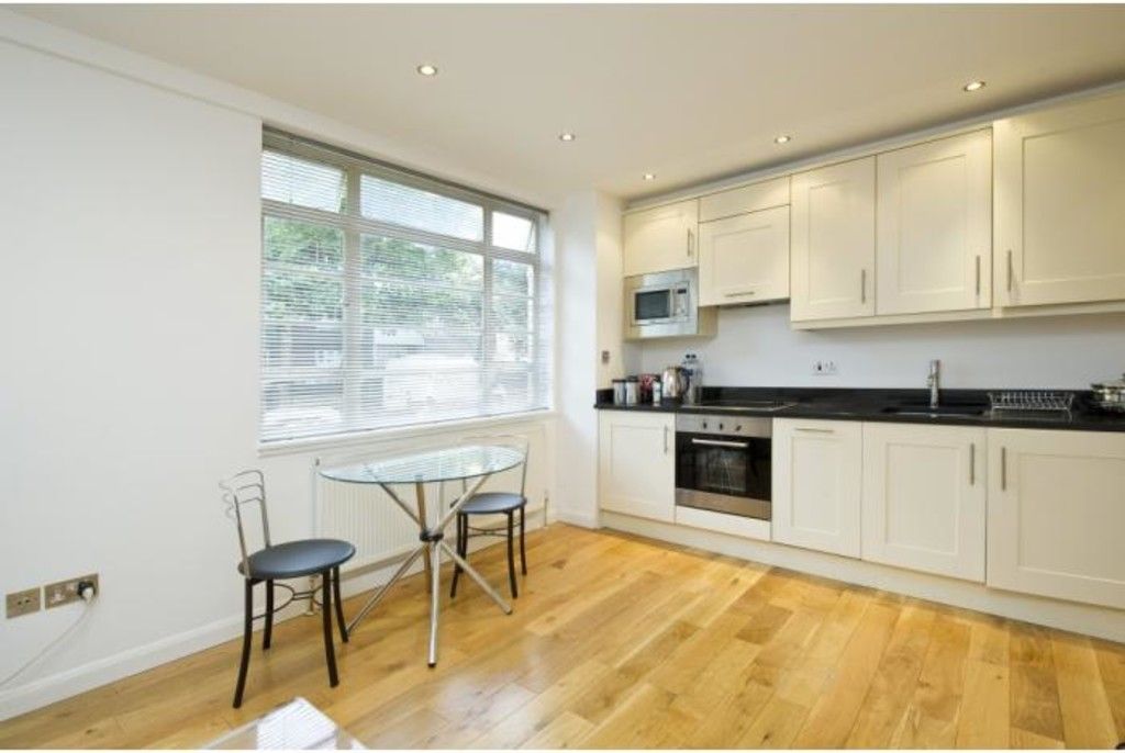 1 bed flat to rent in Sloane Avenue, London, SW3