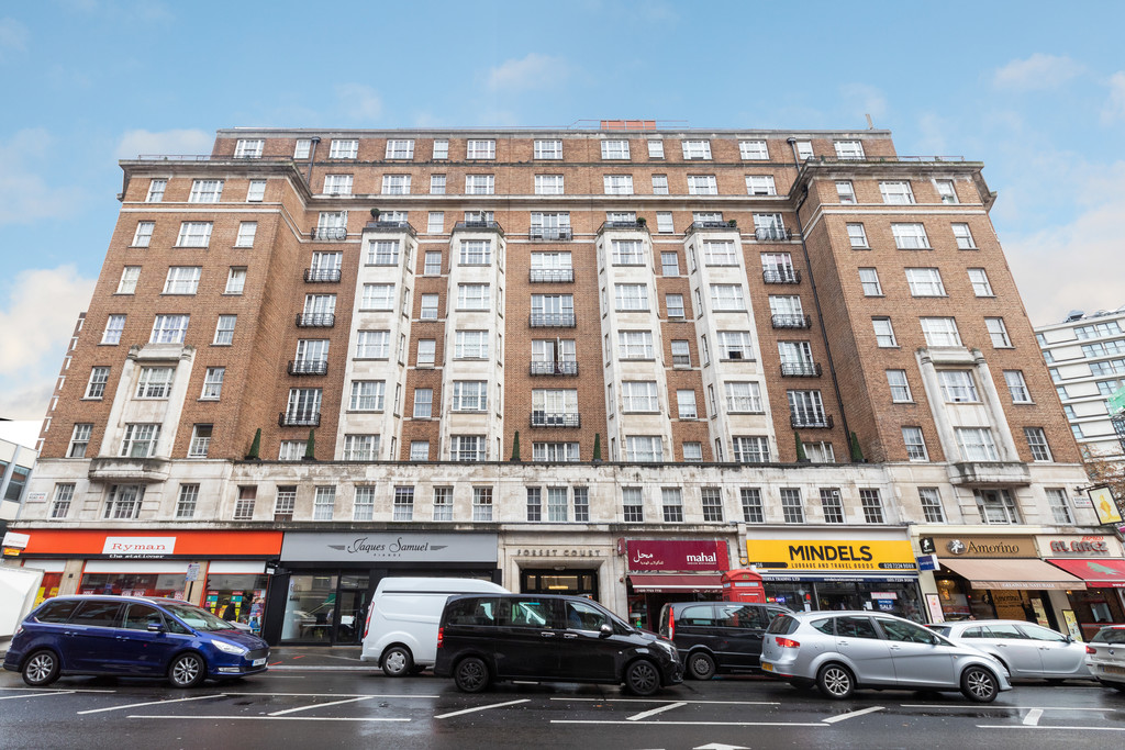 1 bed flat for sale in Forset Court, Edgware Road  - Property Image 1