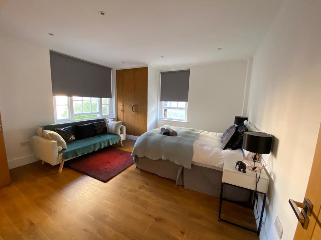 1 bed flat for sale in Forset Court, Edgware Road  - Property Image 6
