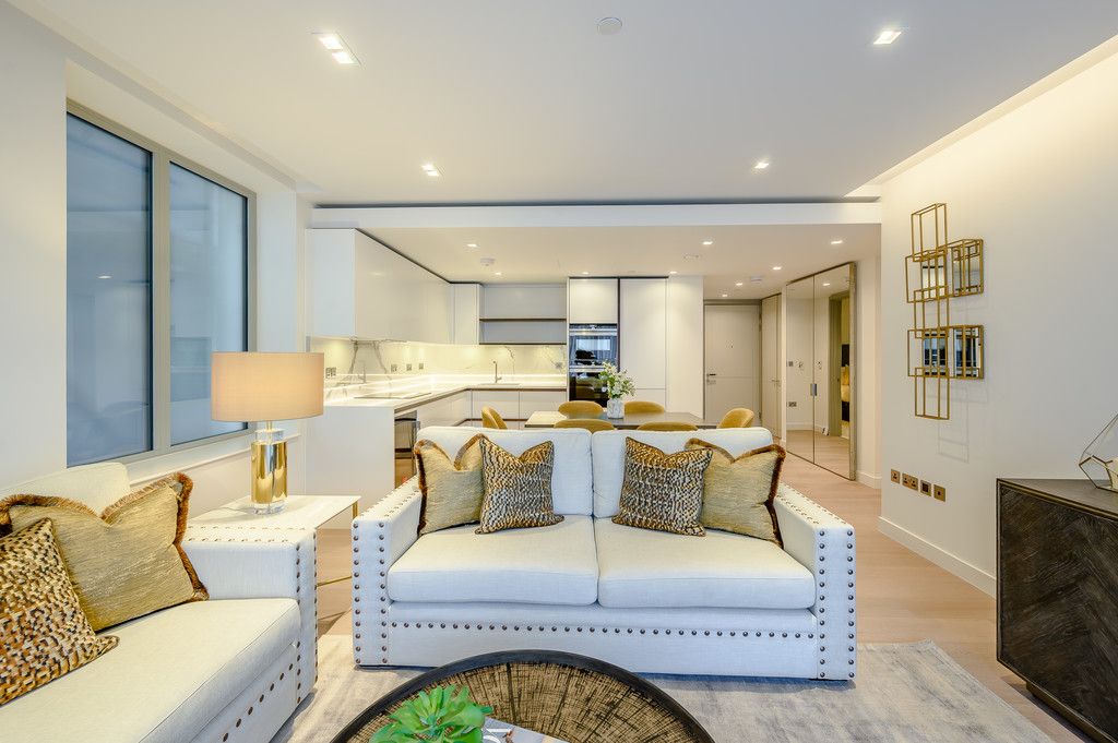 3 bed flat to rent in Garrett Mansions, 287 Edgware Road, W2