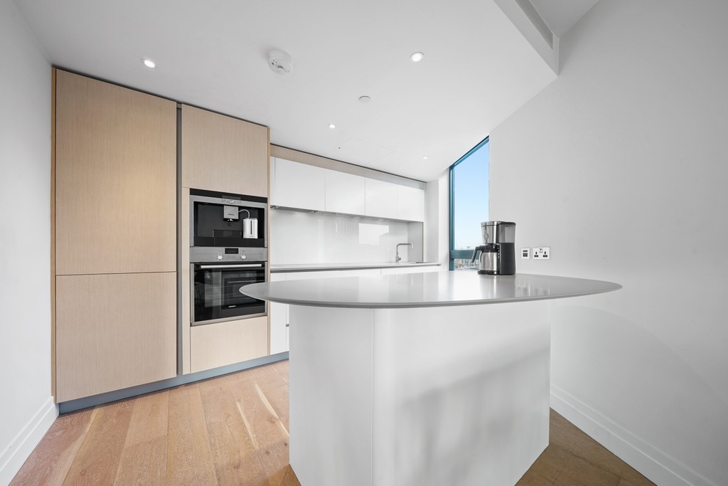 2 bed flat for sale in Riverlight Quay, London  - Property Image 6