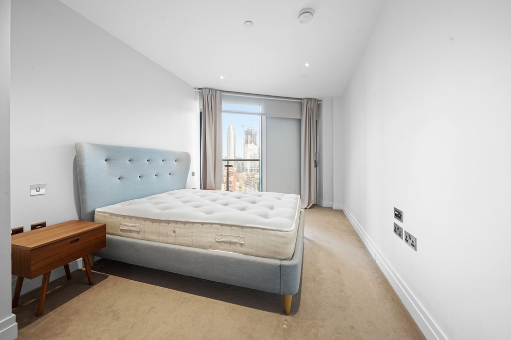 2 bed flat for sale in Riverlight Quay, London 8