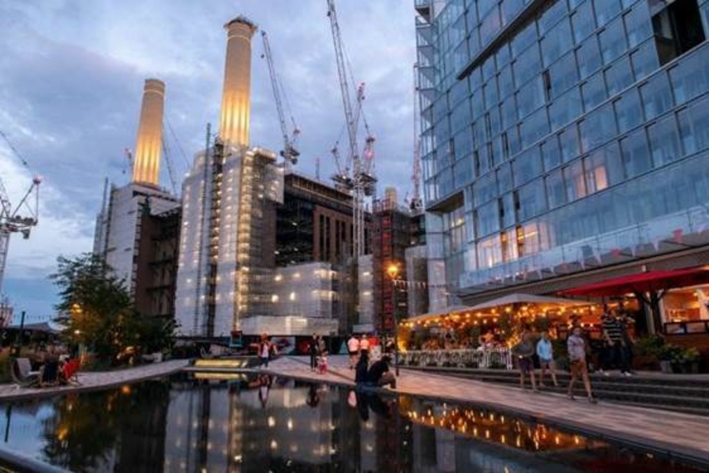 1 bed flat for sale in Battersea Power Station, Circus Road East, SW11