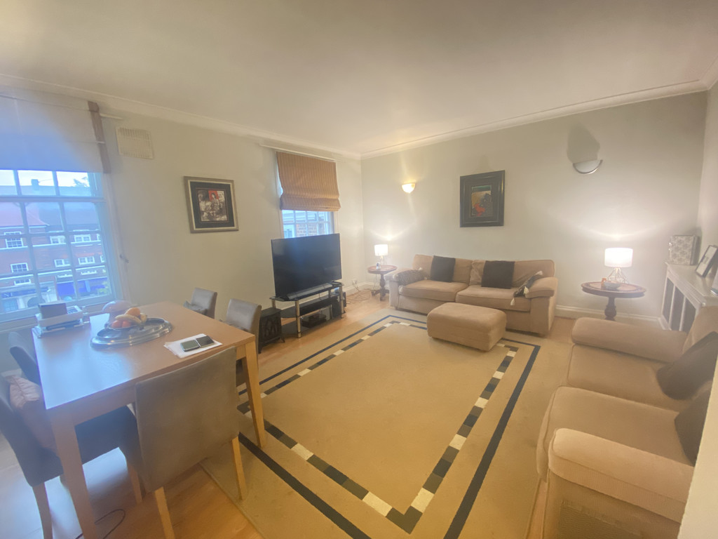 2 bed flat for sale in Finchley Road 1