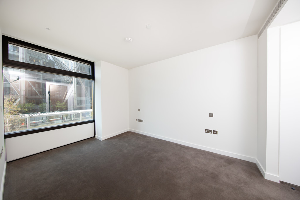 2 bed flat for sale in Principal Place 4