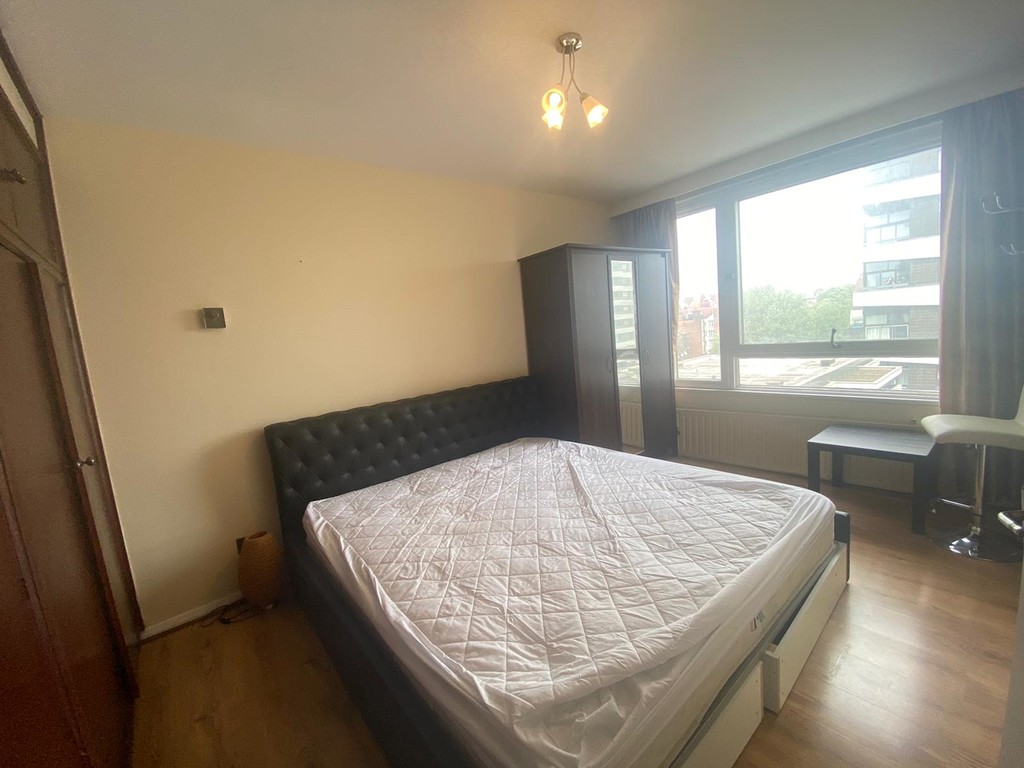 2 bed flat for sale in Water Gardens Square, London W2  - Property Image 5