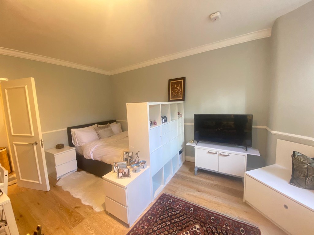 Flat for sale in Stanhope Gardens, London 2