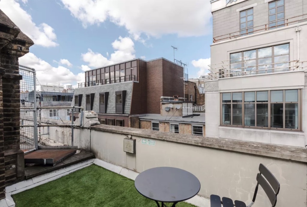 1 bed flat for sale in Stafford Street, Mayfair, London W1  - Property Image 8