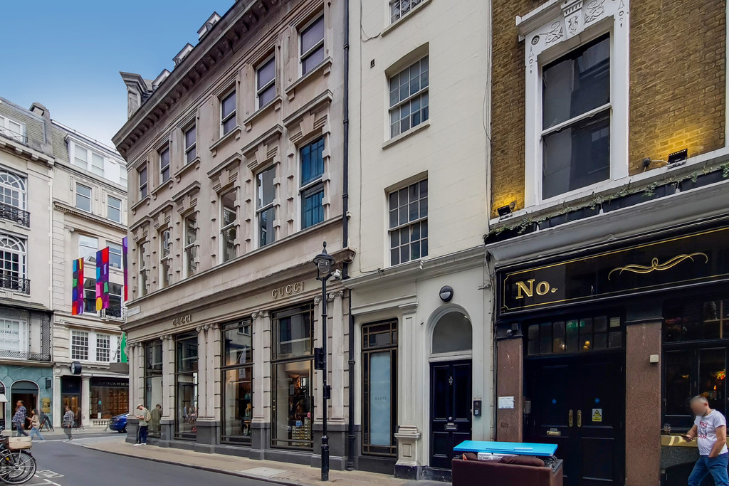 1 bed flat for sale in Stafford Street, Mayfair, London W1, W1S