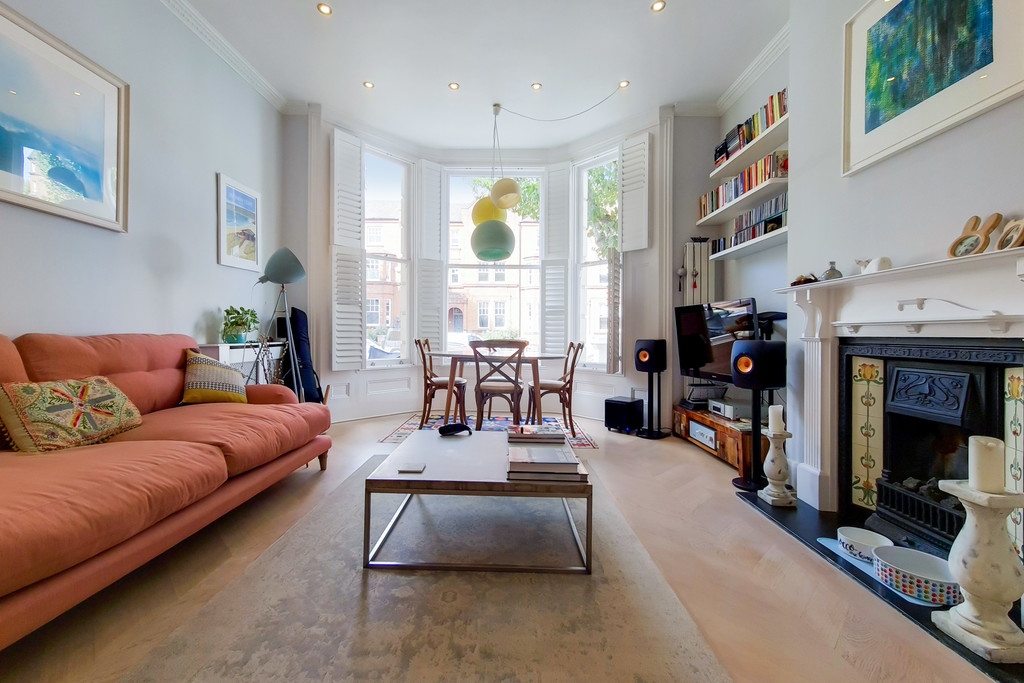 2 bed flat for sale in Elgin Avenue, Maida Vale, London W9  - Property Image 2