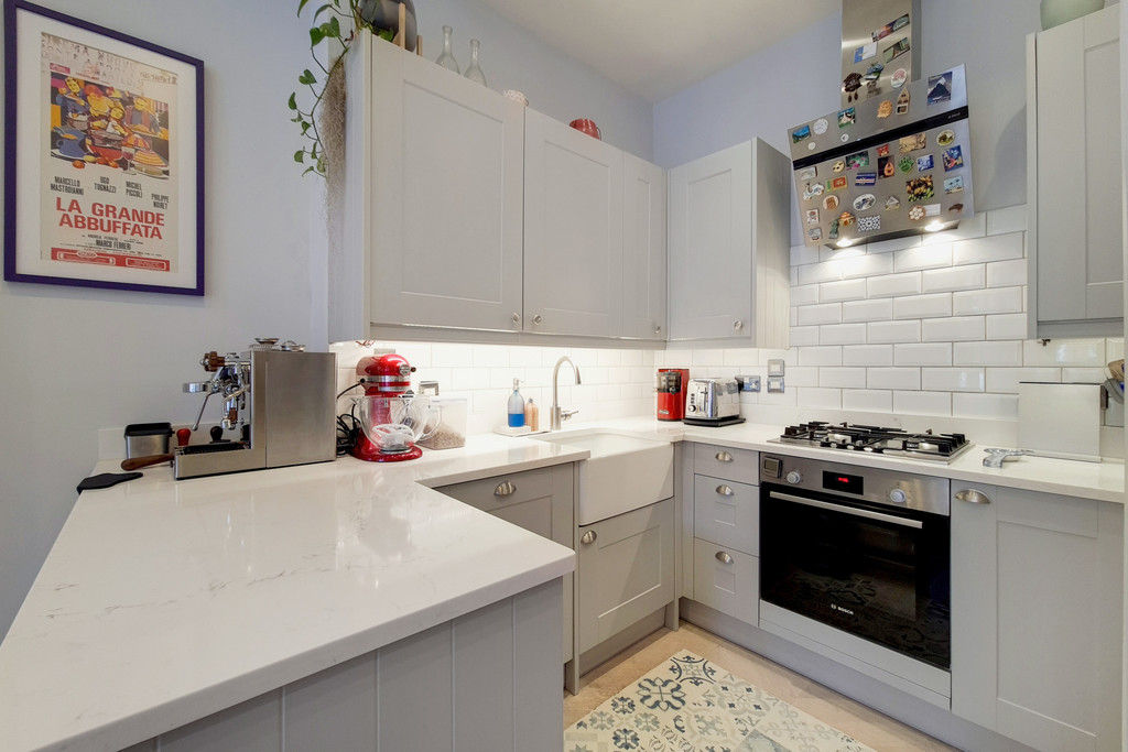 2 bed flat for sale in Elgin Avenue, Maida Vale, London W9  - Property Image 3