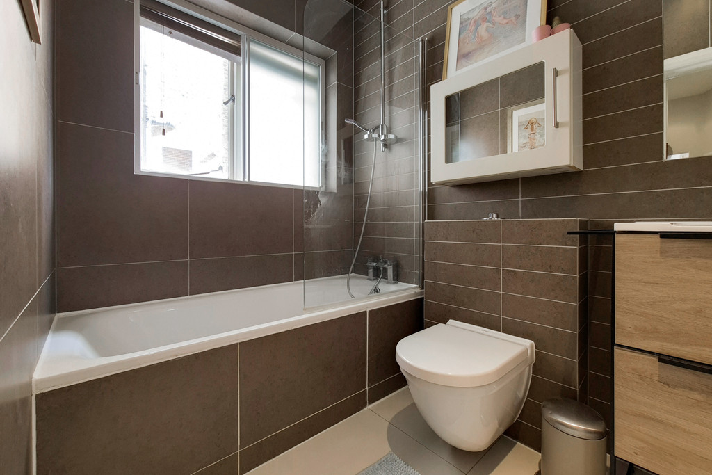 2 bed flat for sale in Elgin Avenue, Maida Vale, London W9  - Property Image 7