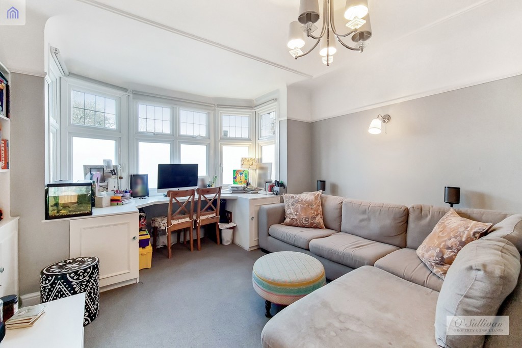 5 bed house for sale in Longfield Avenue, London, NW7