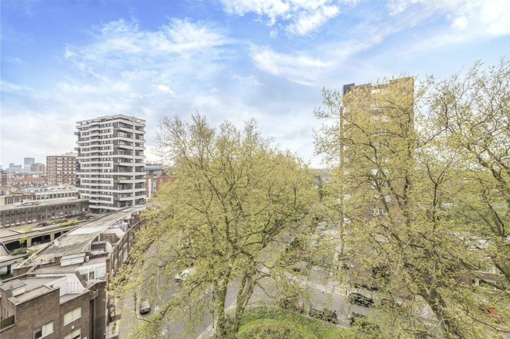 1 bed flat for sale in Cambridge Square, Hyde Park, London  - Property Image 13