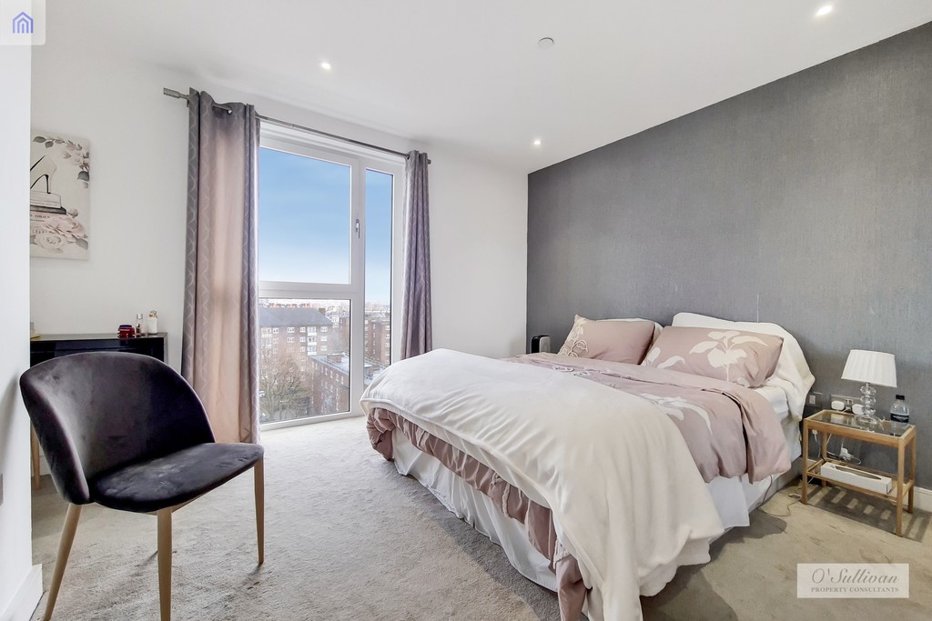 1 bed flat for sale in Collet House, Nine Elms Point, London, SW8  - Property Image 6