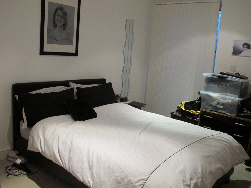 2 bed flat for sale in Spinnaker House, Battersea Reach, Juniper Drive, London SW18  - Property Image 12