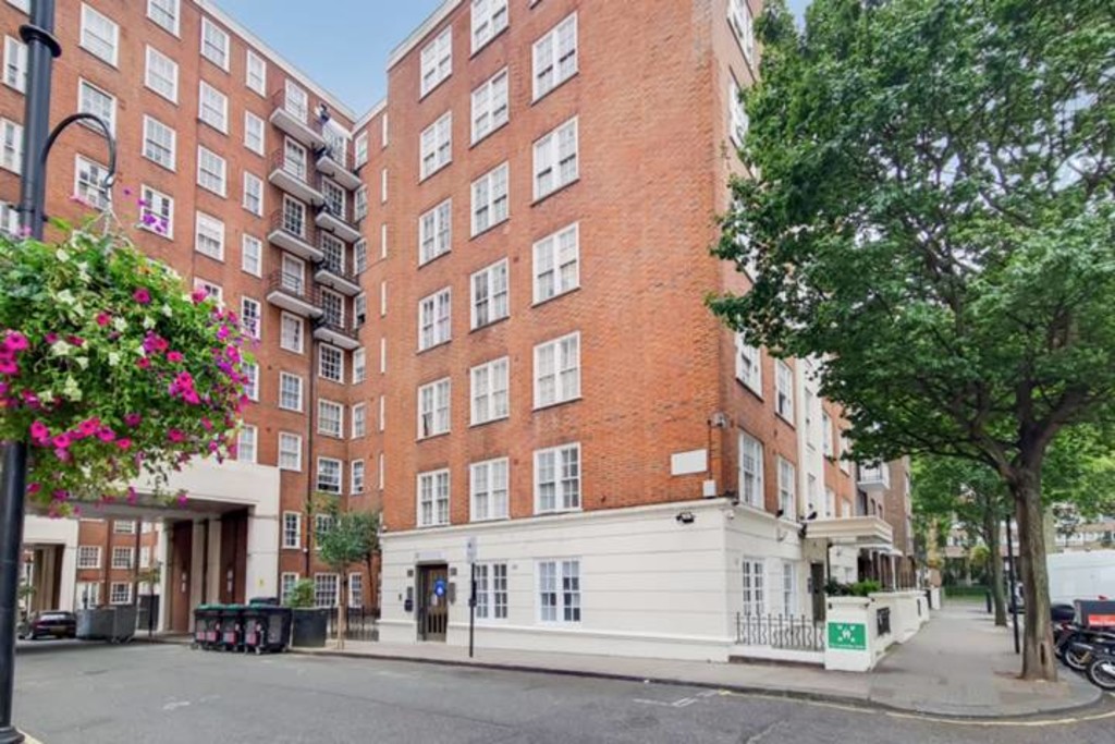Flat for sale in Park West, Edgware Road, London W2  - Property Image 8