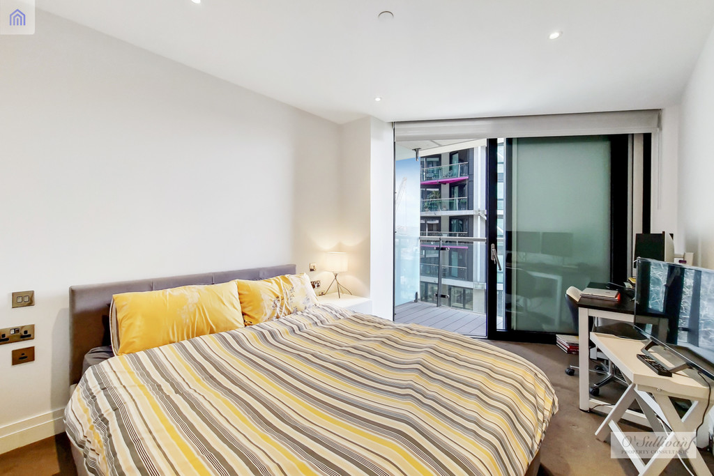 2 bed flat for sale in 4 Riverlight Quay, London SW11  - Property Image 9