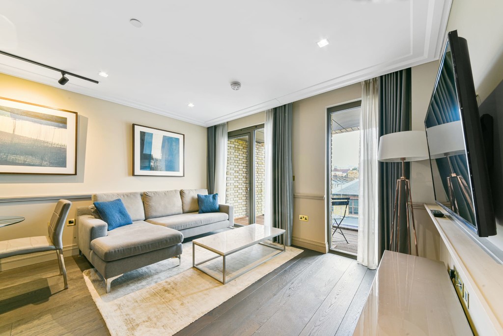 1 bed flat for sale in Queens Wharf, 2 Crisp Road, Hammersmith, London W6  - Property Image 10