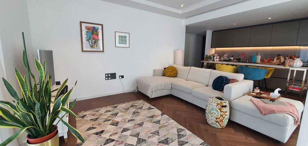 2 bed flat for sale in Bessborough House, Battersea Power Station, London SW11, SW11
