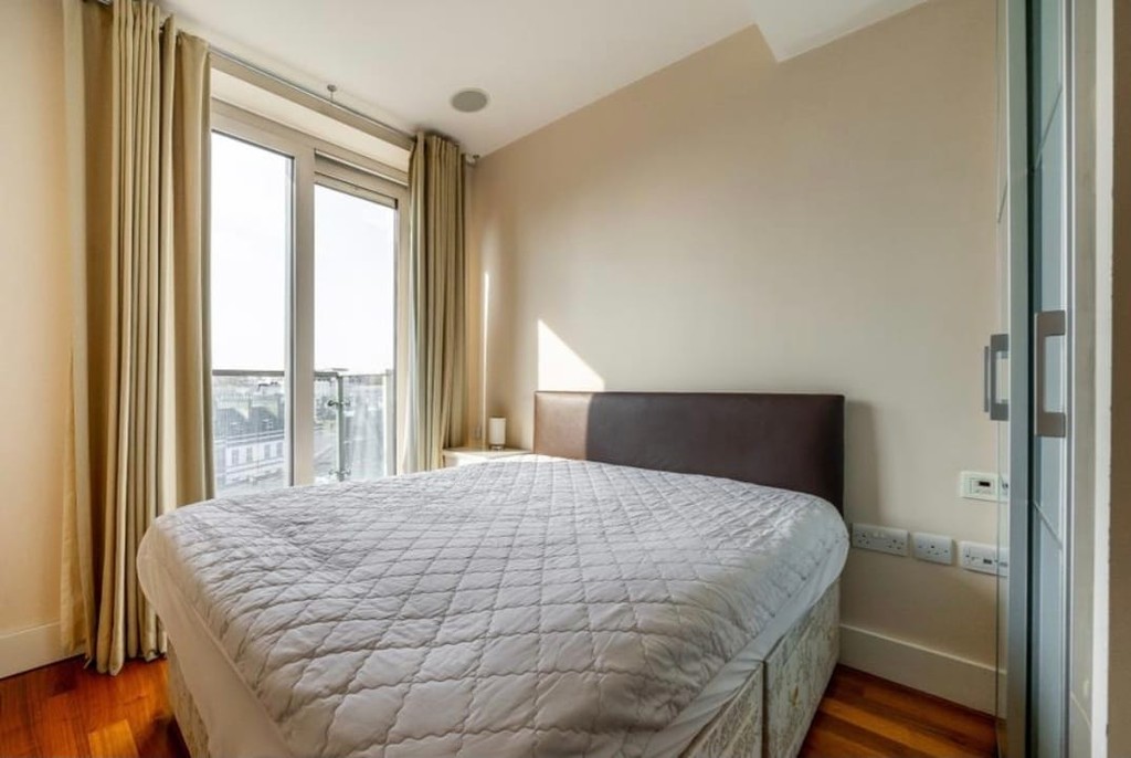 1 bed flat for sale in Peninsula Apartments, Praed Street, London W2  - Property Image 7