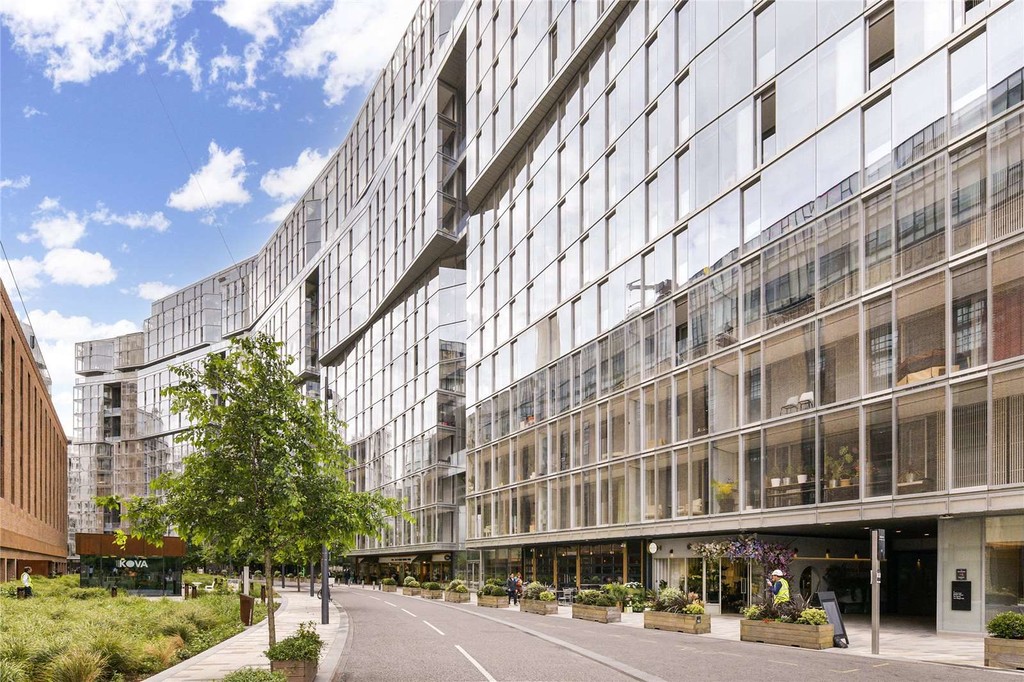 2 bed flat for sale in Battersea Power Station, London, SW11