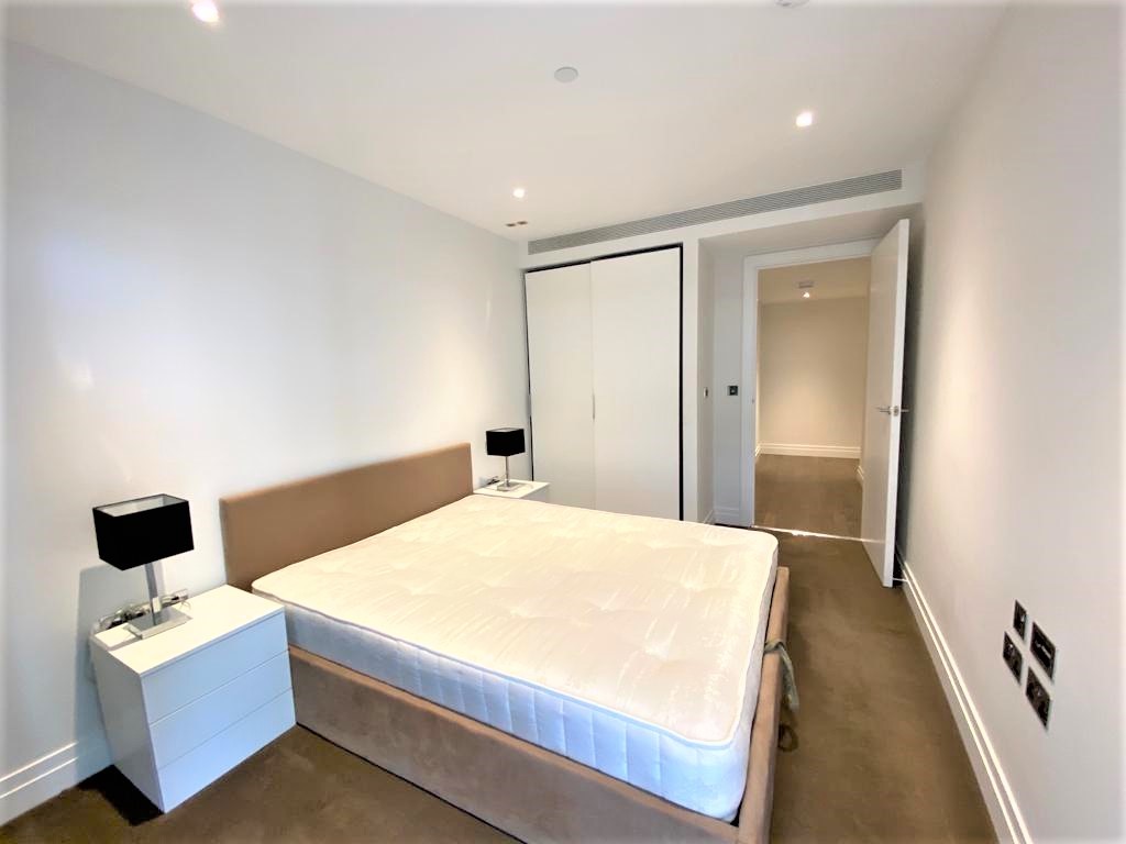 2 bed flat for sale in Riverlight Quay, London  - Property Image 5