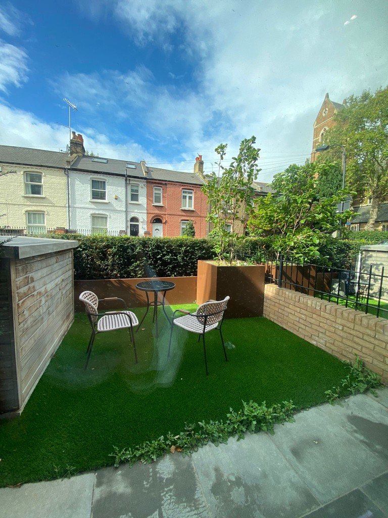 2 bed house to rent in Lemore Street   - Property Image 9
