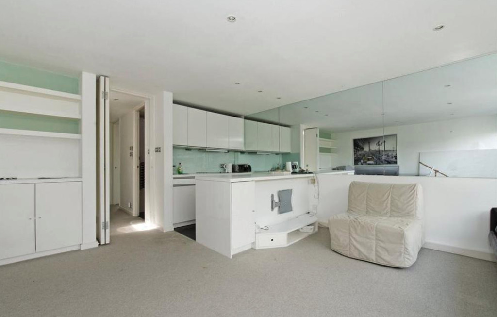 2 bed flat to rent in Archery Steps , St Georges Fields  - Property Image 1