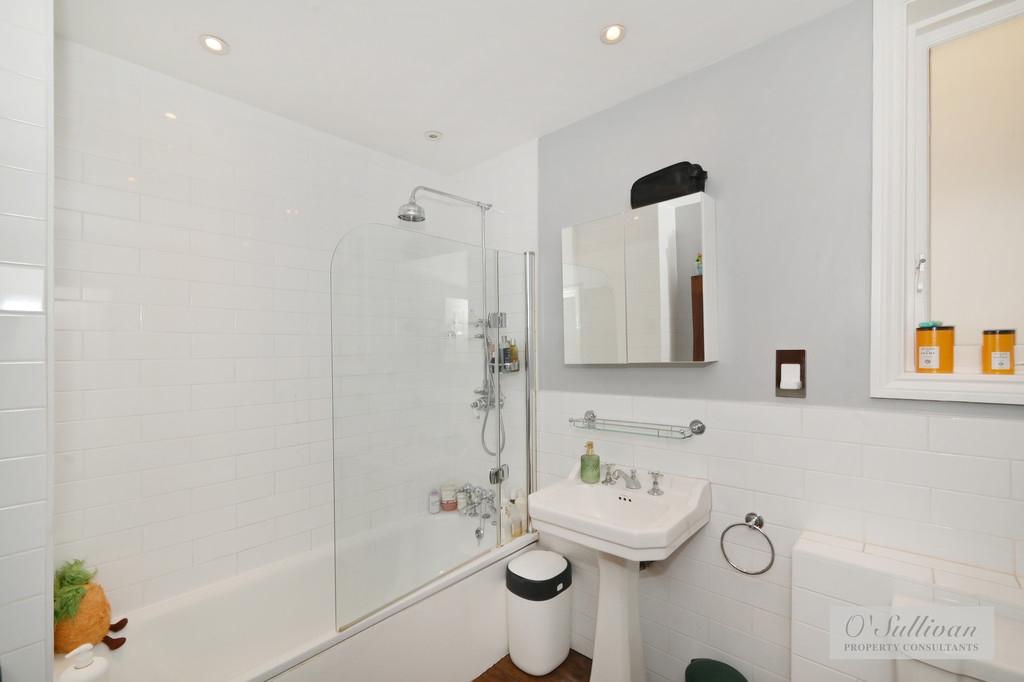 2 bed flat to rent in St. Quintin Avenue, London  - Property Image 12