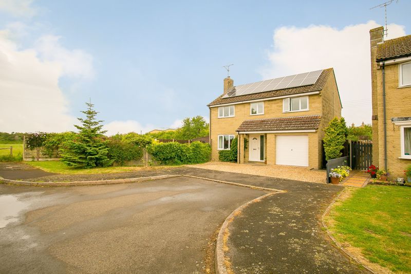 4 bed house for sale in Martock, TA12