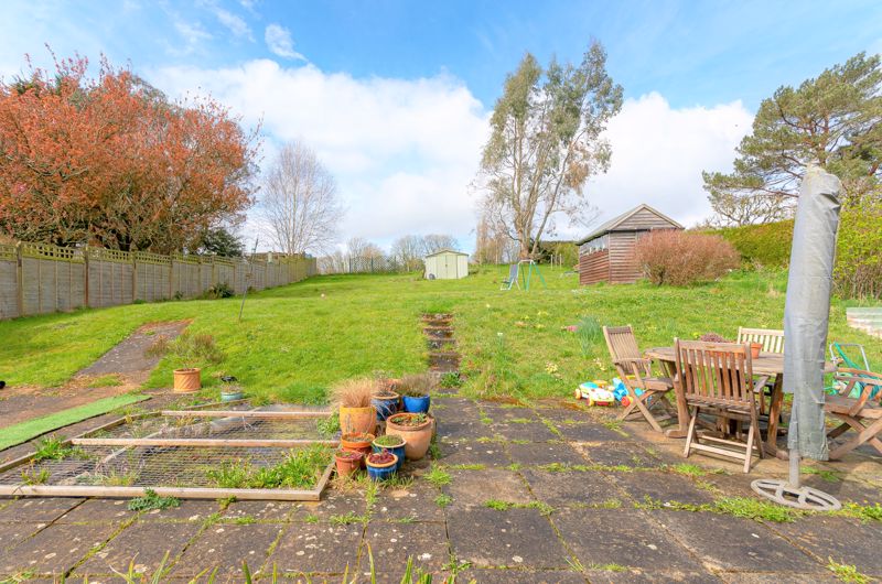 3 bed bungalow for sale in Hewish, Crewkerne  - Property Image 18