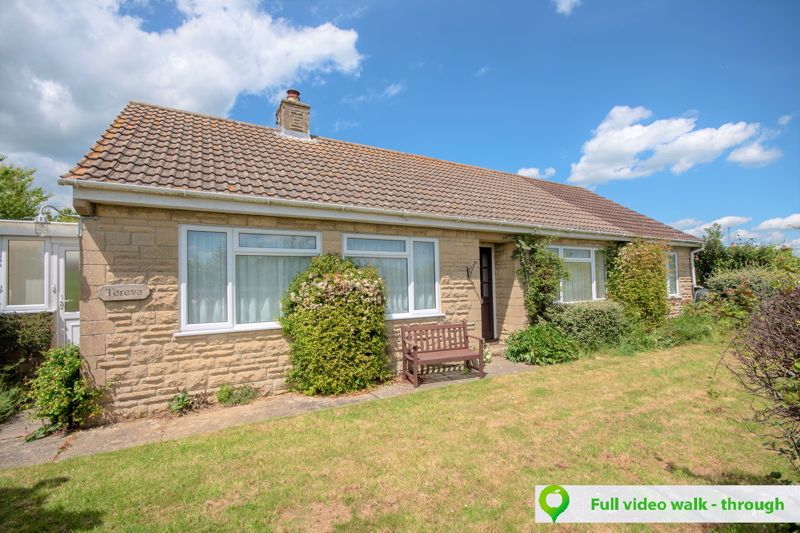 3 bed bungalow for sale in South Petherton - Property Image 1