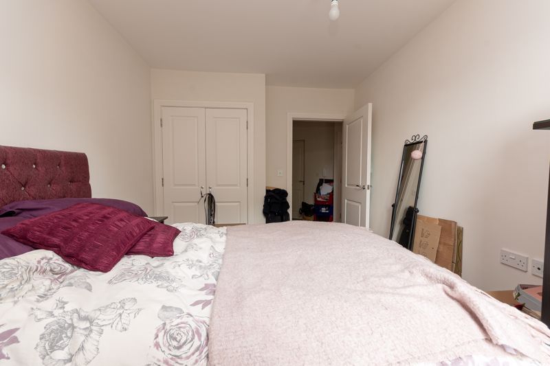 2 bed flat for sale in Yeovil  - Property Image 6