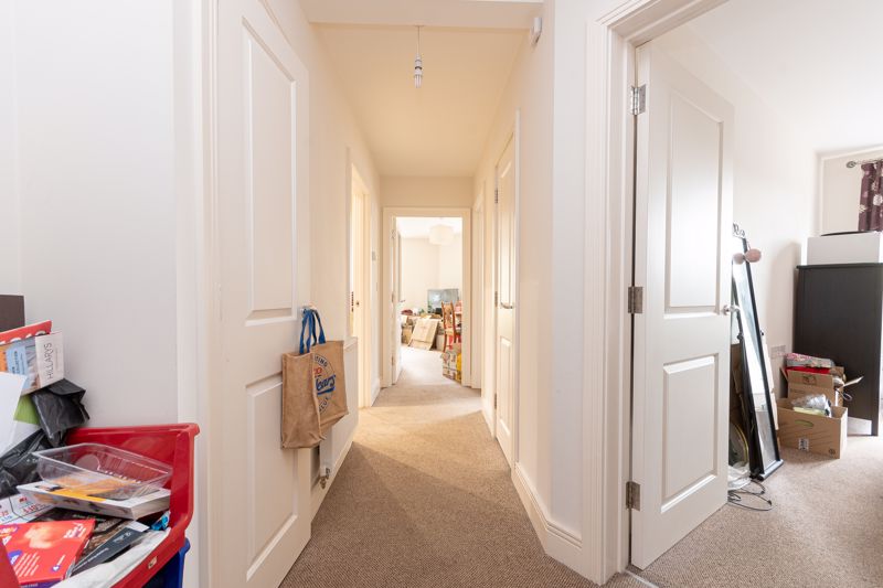 2 bed flat to rent in Yeovil  - Property Image 9