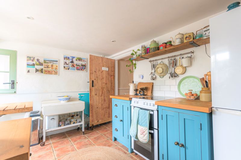 2 bed cottage for sale in South Petherton  - Property Image 11