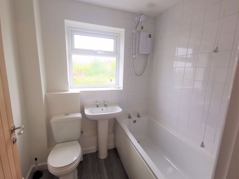 2 bed house to rent in Abbey Manor Park, Yeovil  - Property Image 6
