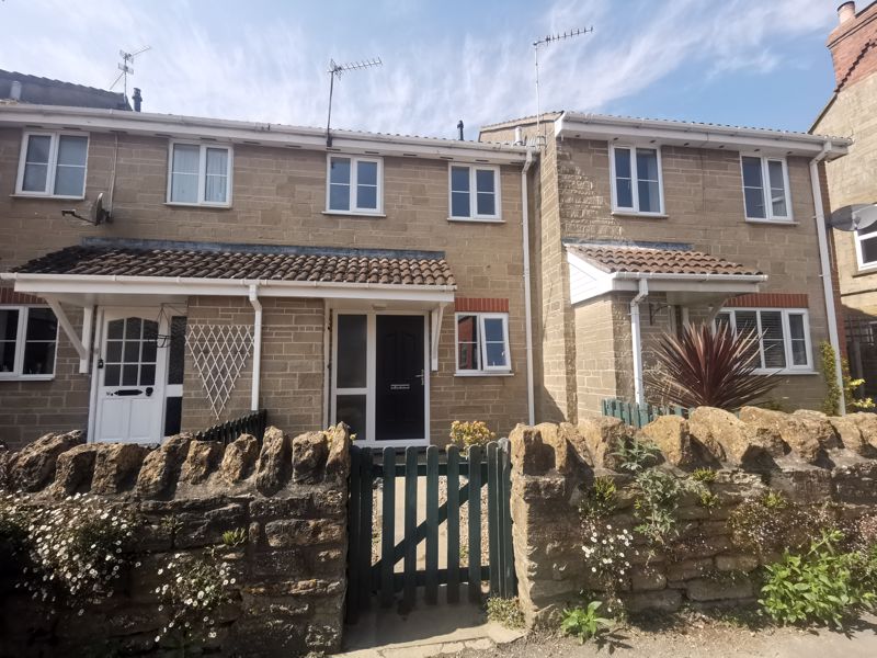 2 bed house to rent in Martock