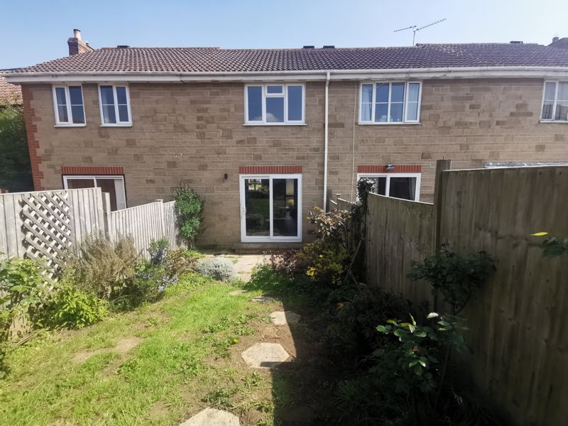 2 bed house to rent in Martock  - Property Image 7