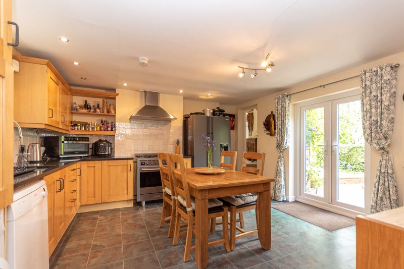3 bed cottage for sale in Lower Chillington, Ilminster  - Property Image 3