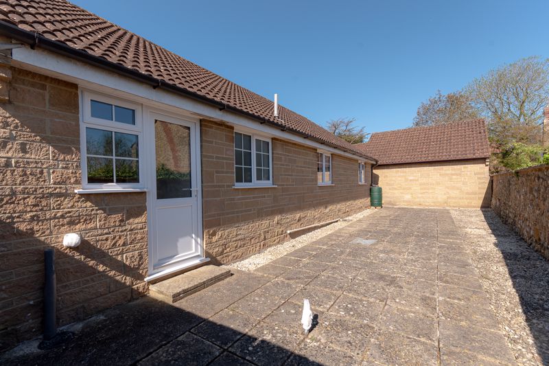 3 bed bungalow for sale in South Petherton  - Property Image 8