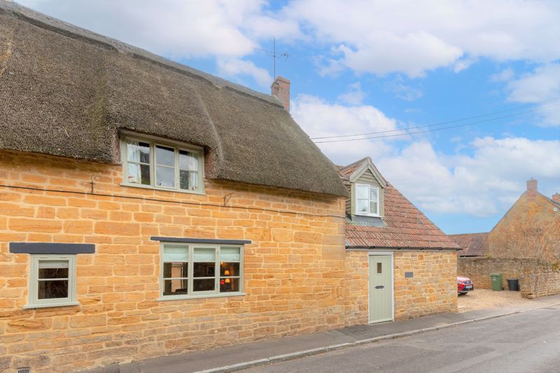 3 bed house for sale in Over Stratton, South Petherton  - Property Image 10