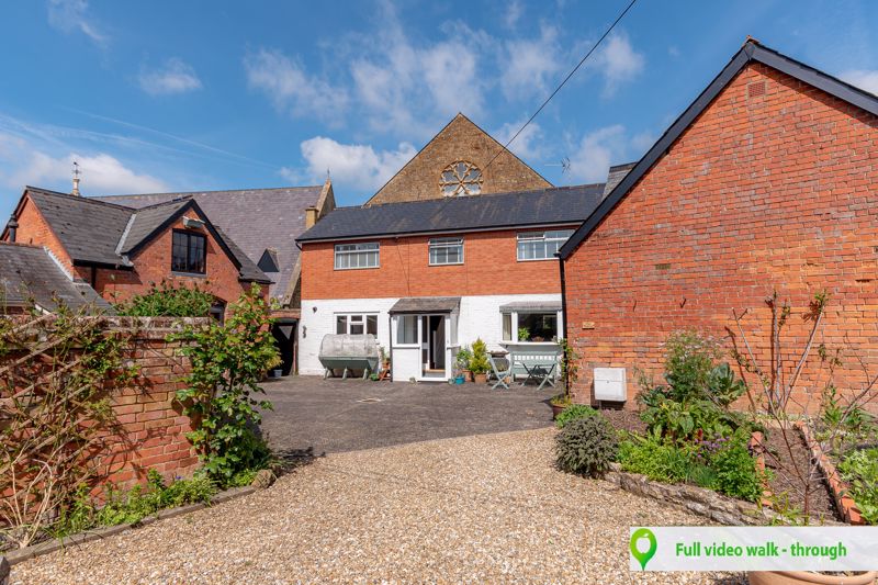 3 bed house for sale in South Petherton, Somerset - Property Image 1