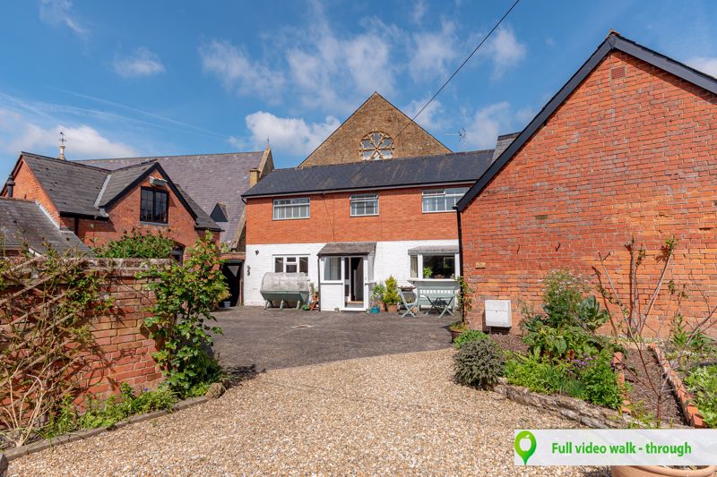 3 bed house for sale in South Petherton, Somerset, TA13