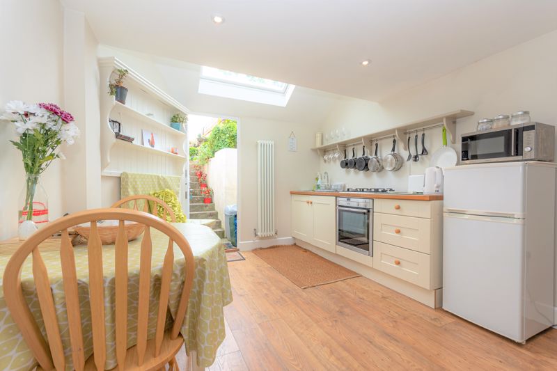 1 bed cottage for sale in South Petherton  - Property Image 3