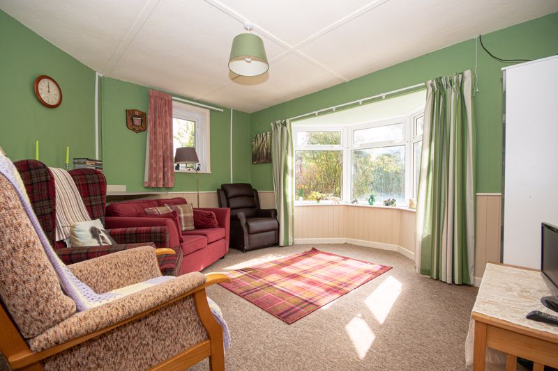 3 bed bungalow for sale in West Camel, Yeovil  - Property Image 3