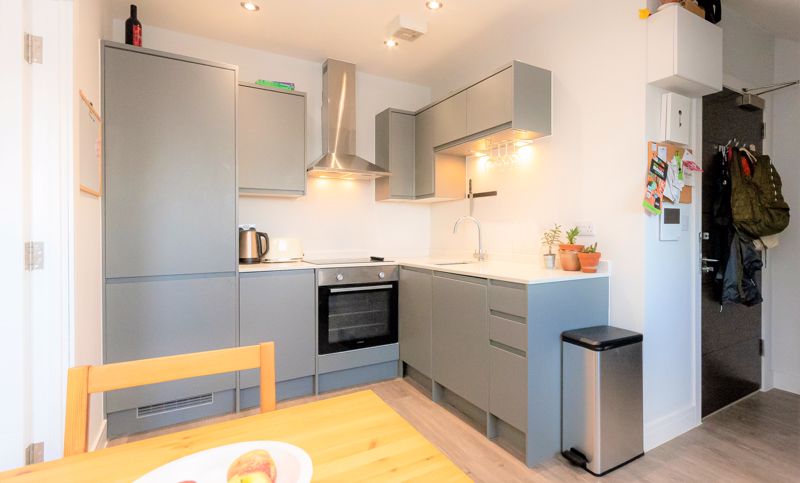 1 bed flat for sale in Yeovil  - Property Image 3